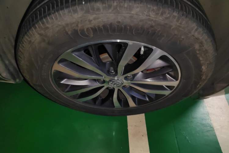 Used Buick GL8 2018 ES 28T Luxury Model China VI Standard Right Front Wheel Hub