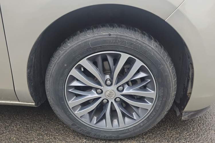 Used Buick GL8 2018 ES 28T Luxury Model China VI Standard Right Front Wheel Hub