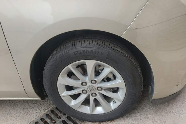 Used Buick GL8 2018 ES 28T Comfort Model China VI Standard Right Front Wheel Hub