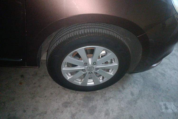 Used Buick GL8 2018 28T Luxury Model China VI Standard Right Front Wheel Hub