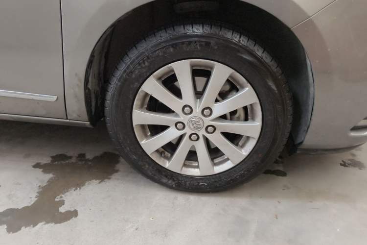 Used Buick GL8 2018 28T Luxury Model China VI Standard Right Front Wheel Hub