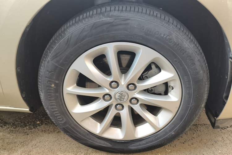 Used Buick GL8 2018 ES 28T Comfort Model China VI Standard Right Front Wheel Hub