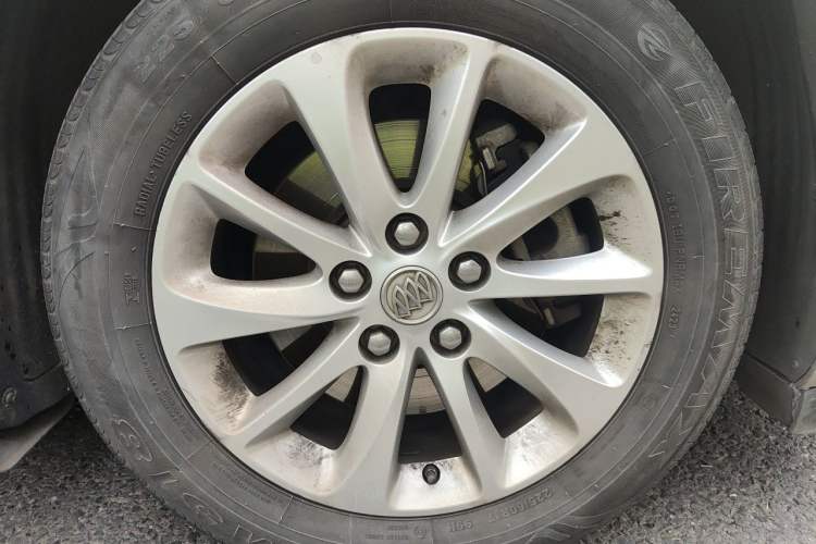 Used Buick GL8 2018 ES 28T Comfort Model China VI Standard Right Front Wheel Hub