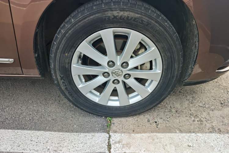 Used Buick GL8 2018 28T Luxury Model China VI Standard Right Front Wheel Hub