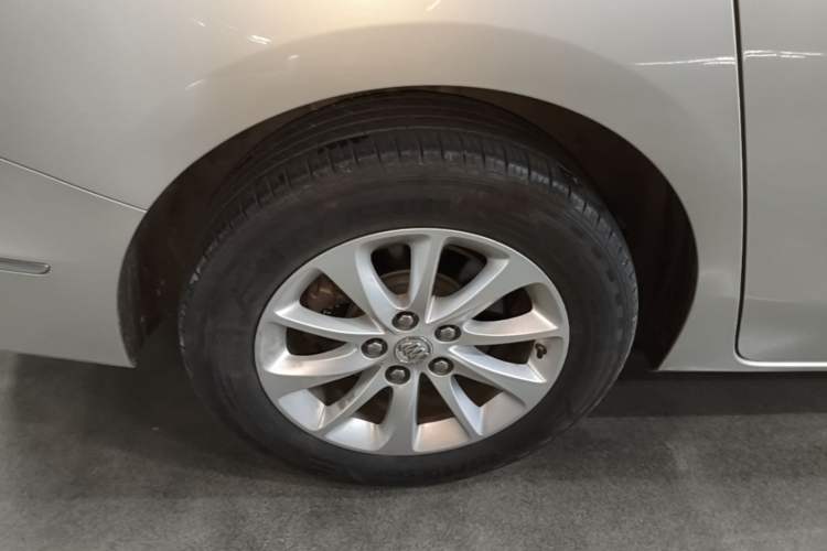 Used Buick GL8 2018 ES 28T Premium Model China VI Standard Right Rear Wheel Hub