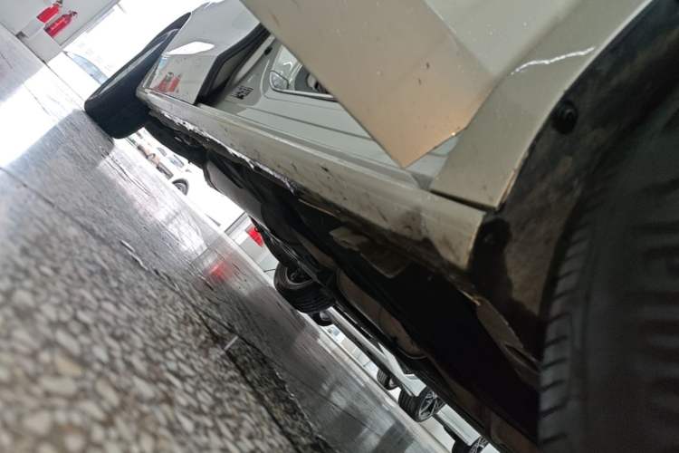 Used Buick GL8 2018 ES 28T Comfort Model China VI Standard Right Side Sill