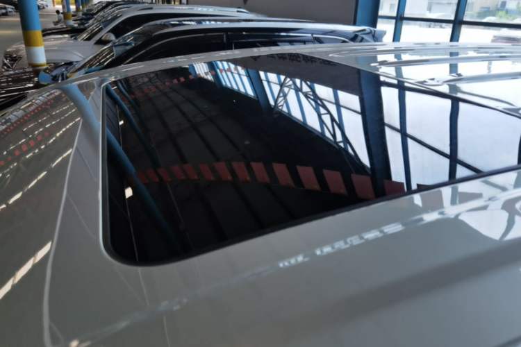 Used Buick GL8 2018 ES 28T Premium Model China VI Standard Roof