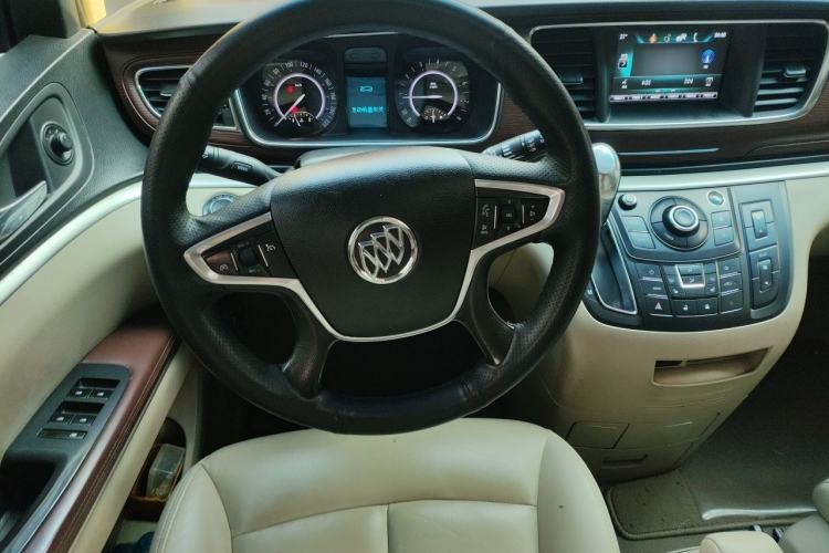 Used Buick GL8 2018 28T Prestige Version China VI Standard Steering Wheel