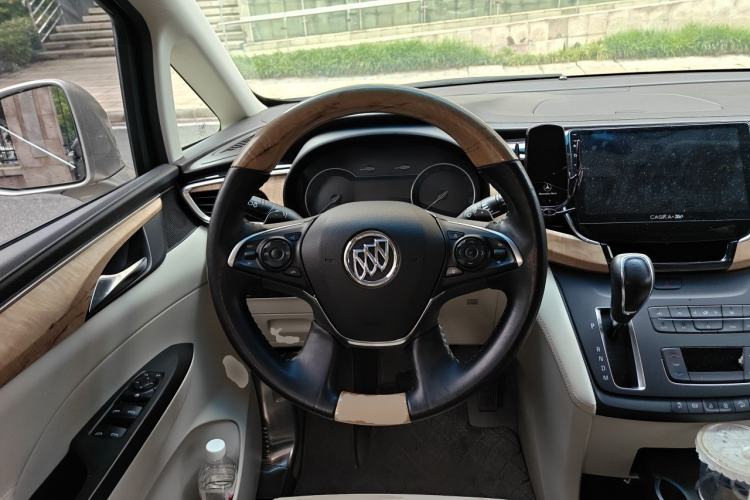 Used Buick GL8 2018 ES 28T Comfort Model China VI Standard Steering Wheel