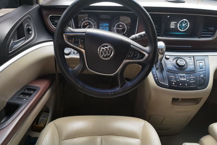 Used Buick GL8 2018 28T Prestige Version China VI Standard Steering Wheel