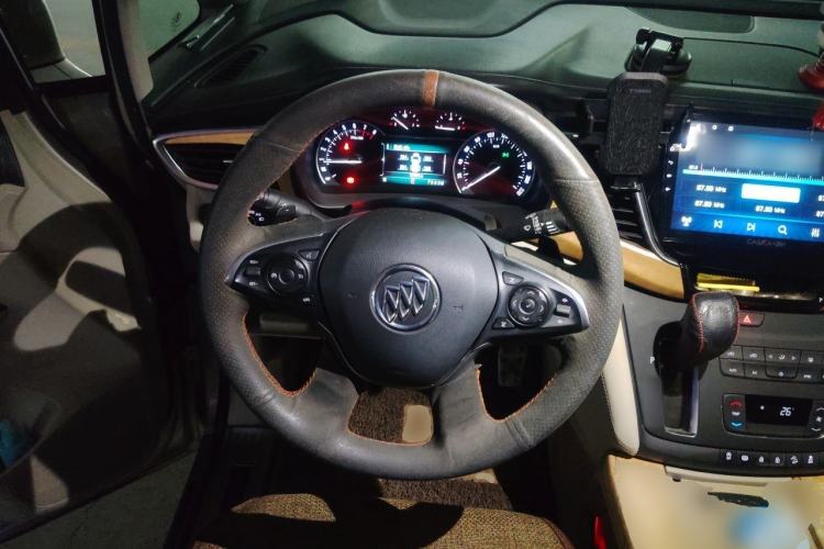 Used Buick GL8 2018 ES 28T Comfort Model China VI Standard Steering Wheel