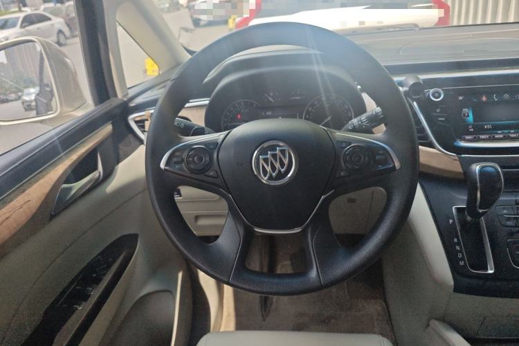 Used Buick GL8 2018 ES 28T Comfort Model China VI Standard Steering Wheel