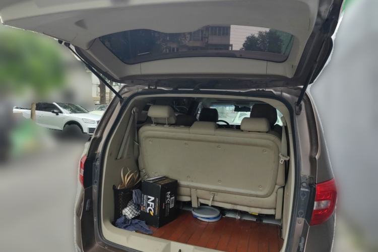 Used Buick GL8 2018 28T Comfort Model China VI Standard Trunk