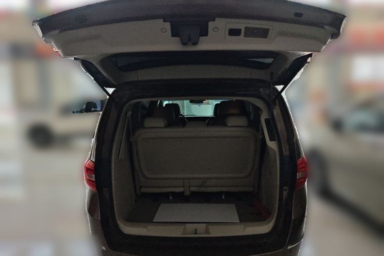 Used Buick GL8 2018 28T Prestige Version China VI Standard Trunk