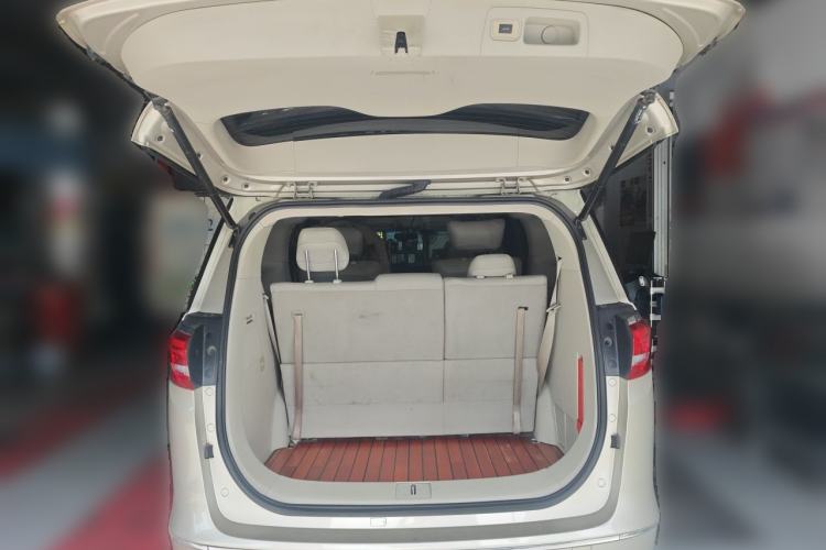 Used Buick GL8 2018 28T Comfort Model China VI Standard Trunk