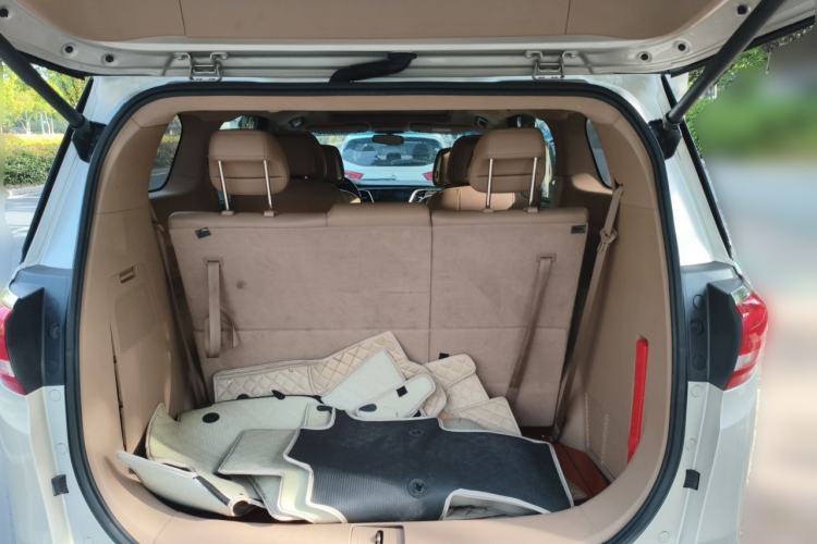 Used Buick GL8 2018 ES 28T Premium Model China VI Standard Trunk