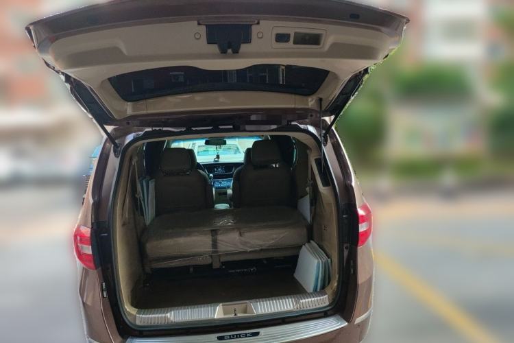 Used Buick GL8 2018 28T Prestige Version China VI Standard Trunk