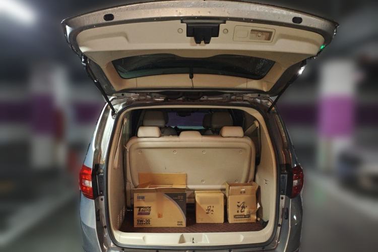 Used Buick GL8 2018 28T Luxury Model China VI Standard Trunk