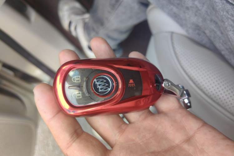 Used Buick GL8 2018 ES 28T Comfort Model China VI Standard Vehicle Key