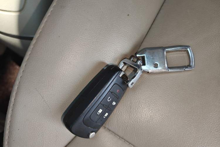 Used Buick GL8 2018 28T Luxury Model China VI Standard Vehicle Key