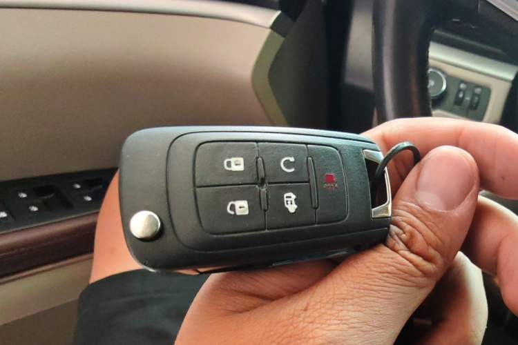 Used Buick GL8 2018 28T Prestige Version China VI Standard Vehicle Key