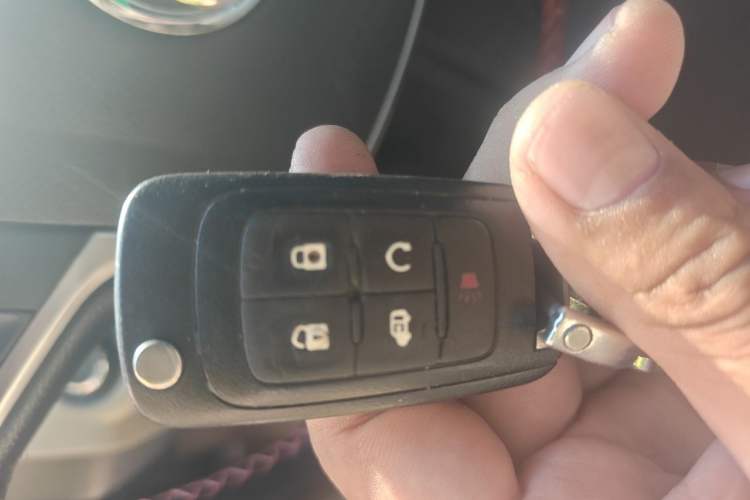 Used Buick GL8 2018 28T Luxury Model China VI Standard Vehicle Key