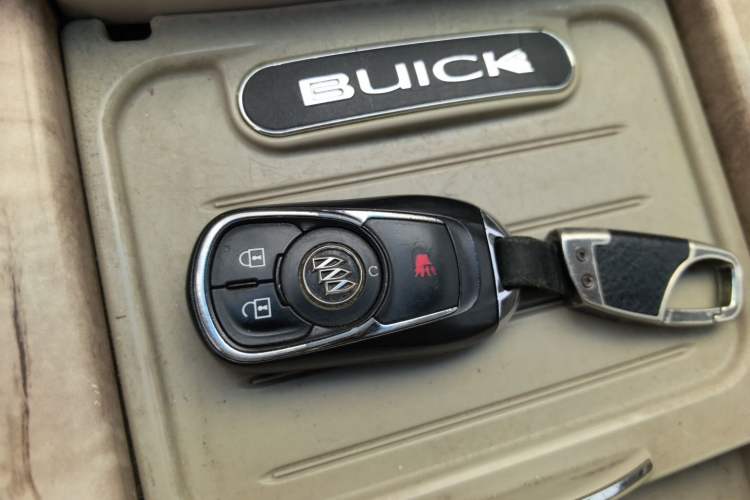 Used Buick GL8 2018 ES 28T Comfort Model China VI Standard Vehicle Key