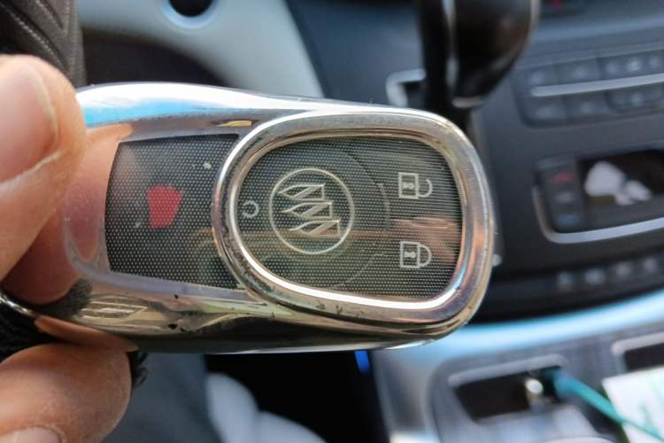 Used Buick GL8 2018 ES 28T Comfort Model China VI Standard Vehicle Key