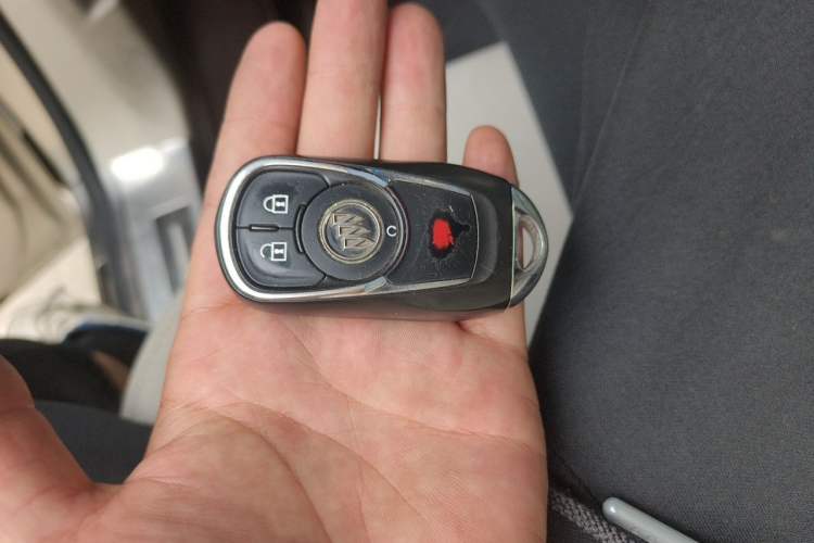 Used Buick GL8 2018 ES 28T Comfort Model China VI Standard Vehicle Key