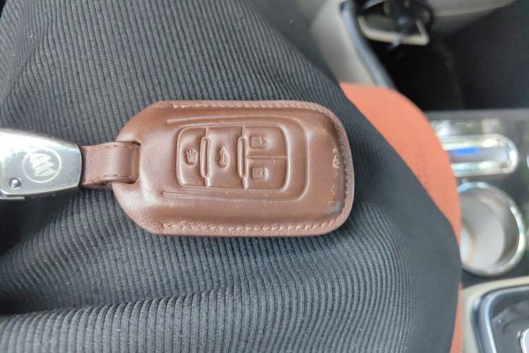 Used Buick GL8 2018 28T Comfort Model China VI Standard Vehicle Key