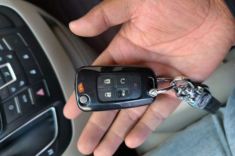Used Buick GL8 2018 28T Prestige Version China VI Standard Vehicle Key