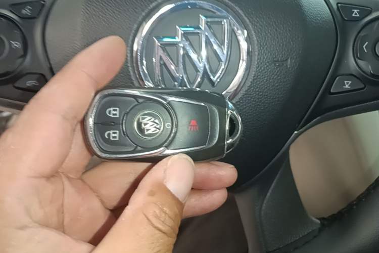 Used Buick GL8 2018 ES 28T Comfort Model China VI Standard Vehicle Key