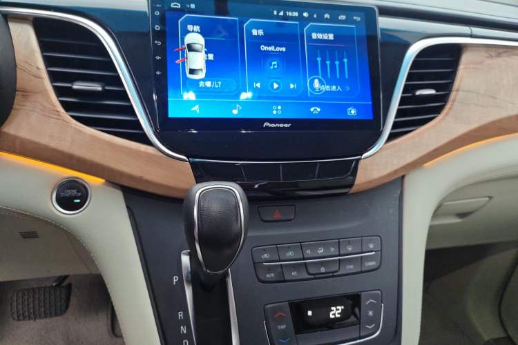Used Buick GL8 2018 ES 28T Comfort Model China VI Standard Audio And AC Panel