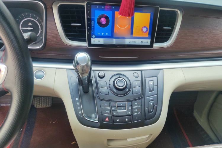 Used Buick GL8 2018 28T Prestige Version China VI Standard Audio And AC Panel