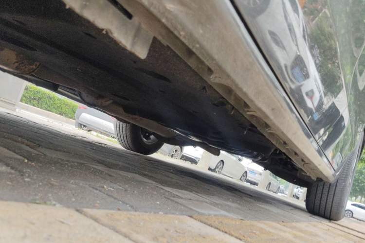 Used Buick GL8 2018 ES 28T Luxury Model China VI Standard Chassis Front Left