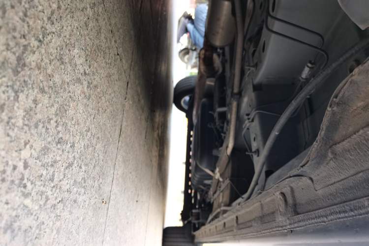 Used Buick GL8 2018 28T Prestige Version China VI Standard Chassis Front Left
