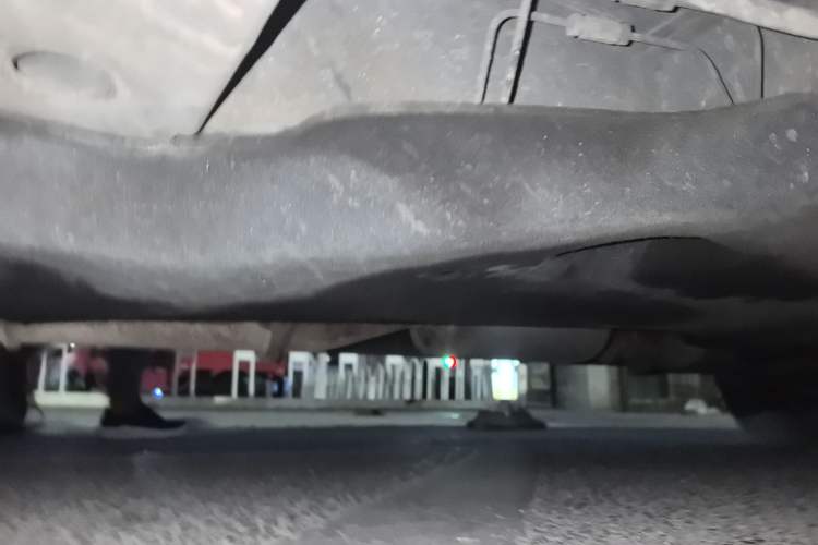 Used Buick GL8 2018 28T Luxury Model China VI Standard Chassis Front Left