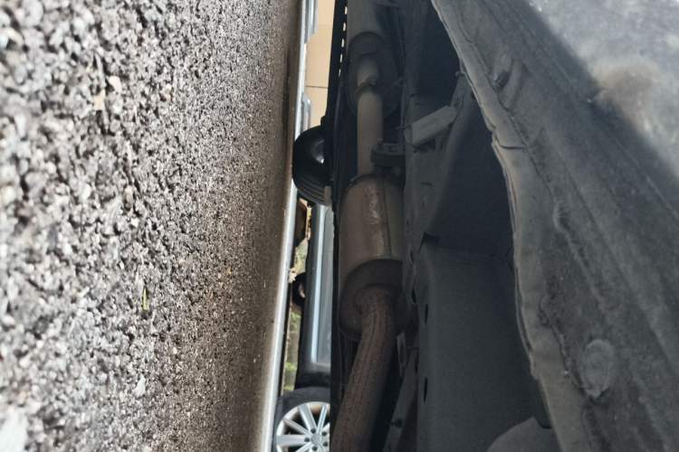 Used Buick GL8 2018 28T Luxury Model China VI Standard Chassis Front Right