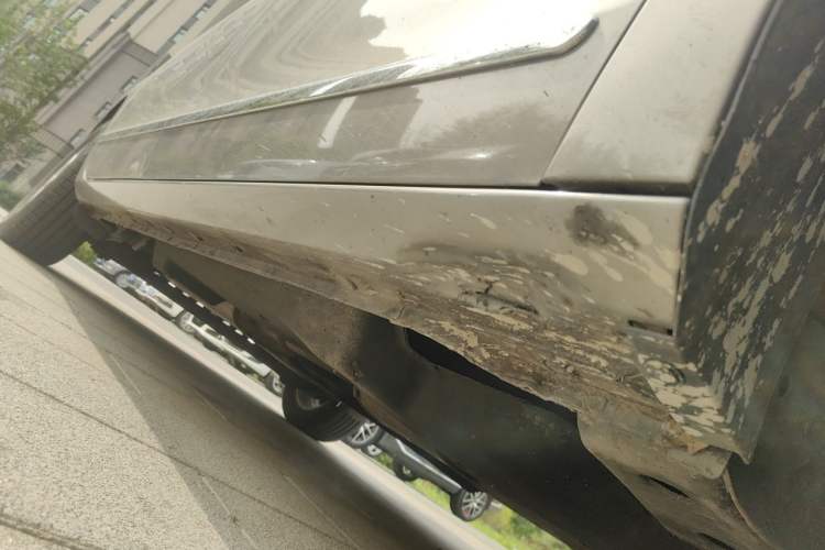 Used Buick GL8 2018 28T Luxury Model China VI Standard Chassis Front Right