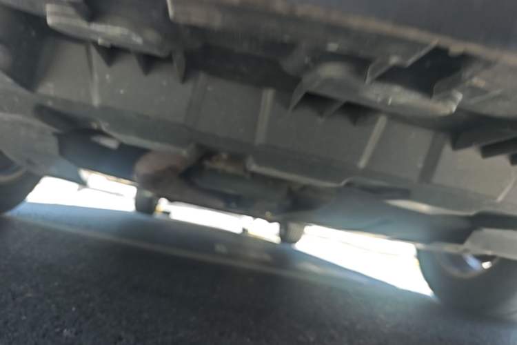 Used Buick GL8 2018 28T Luxury Model China VI Standard Chassis Front