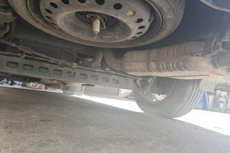 Used Buick GL8 2018 28T Luxury Model China VI Standard Chassis Rear