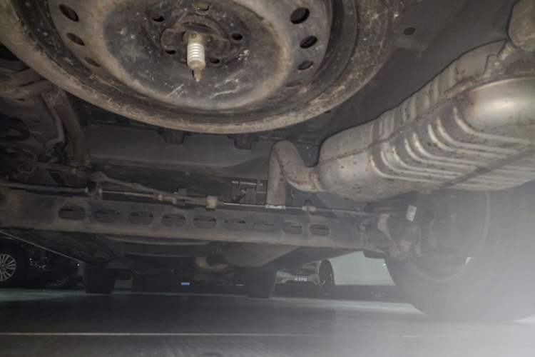 Used Buick GL8 2018 28T Luxury Model China VI Standard Chassis Rear