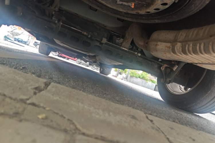 Used Buick GL8 2018 28T Comfort Model China VI Standard Chassis Rear