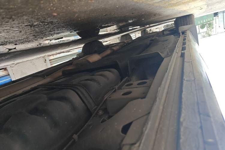 Used Buick GL8 2018 ES 28T Comfort Model China VI Standard Chassis Rear Left