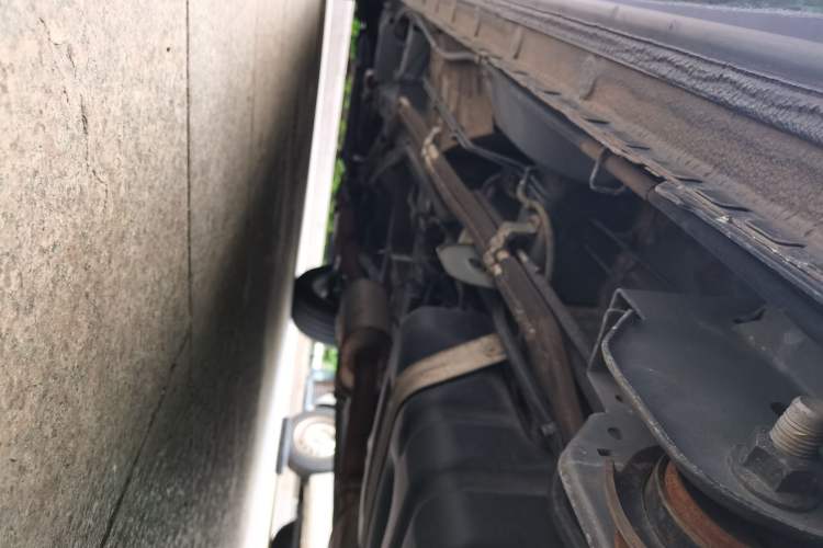 Used Buick GL8 2018 28T Prestige Version China VI Standard Chassis Rear Left