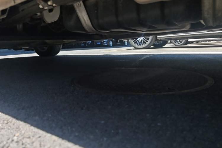 Used Buick GL8 2018 28T Luxury Model China VI Standard Chassis Rear Left