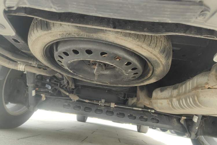 Used Buick GL8 2018 28T Luxury Model China VI Standard Chassis Rear