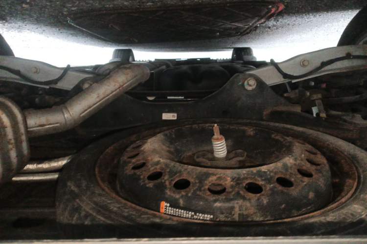 Used Buick GL8 2018 ES 28T Comfort Model China VI Standard Chassis Rear