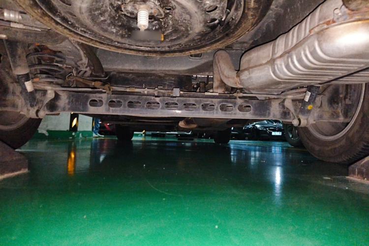 Used Buick GL8 2018 28T Luxury Model China VI Standard Chassis Rear