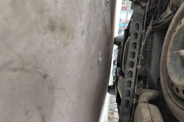 Used Buick GL8 2018 28T Comfort Model China VI Standard Chassis Rear